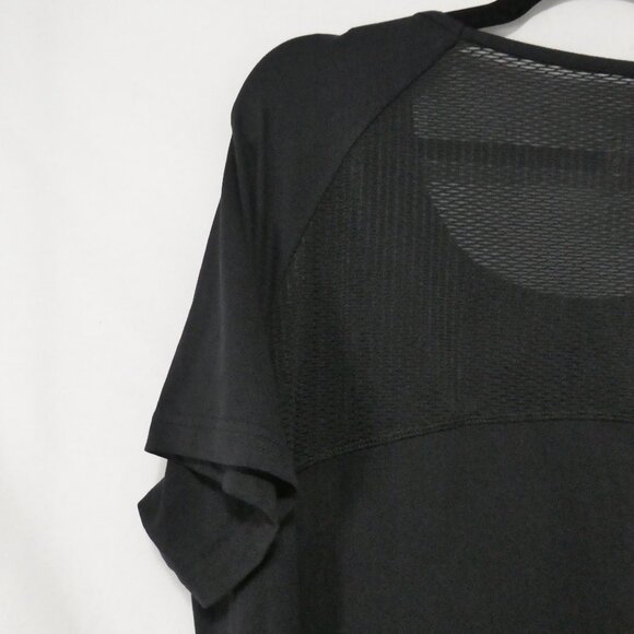 NOLA | 1X | Classic Black Exercise T-Shirt | Round Neck | Mesh Upper Back - Picture 8 of 13